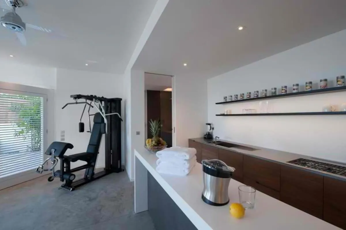 Sparkling Water Villa with Calming Ocean Views Quartier de Lorient 0*,